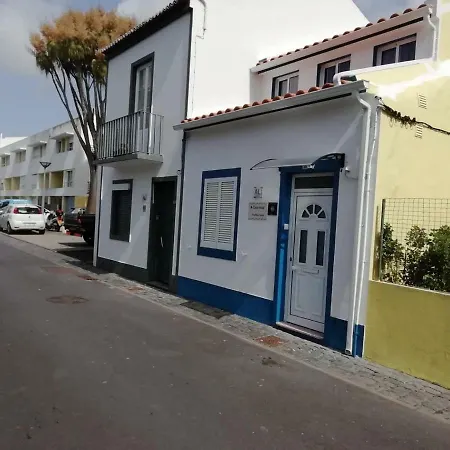 Сasa de vacaciones A Casa Azul - The Blue House